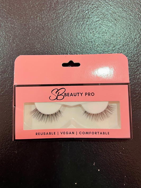 Miss Tiny Lash