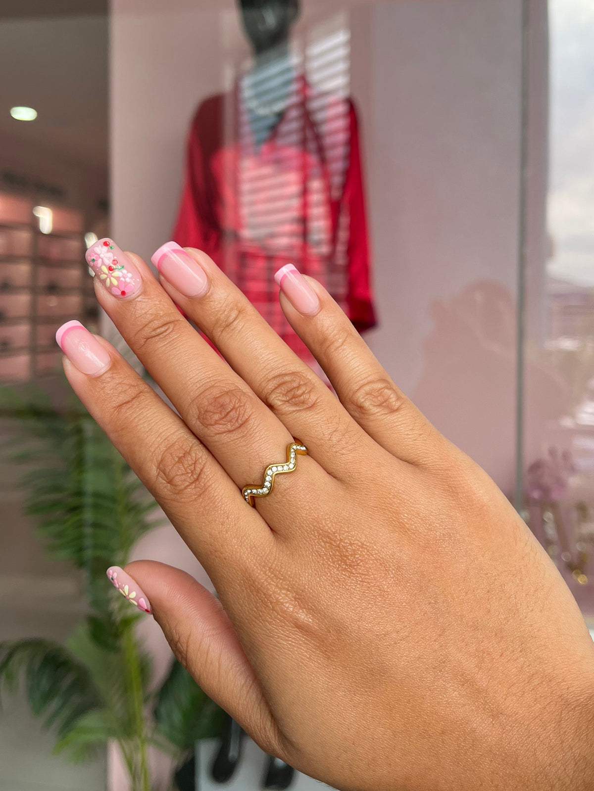 Bouje Jewels: Gold-line Ring